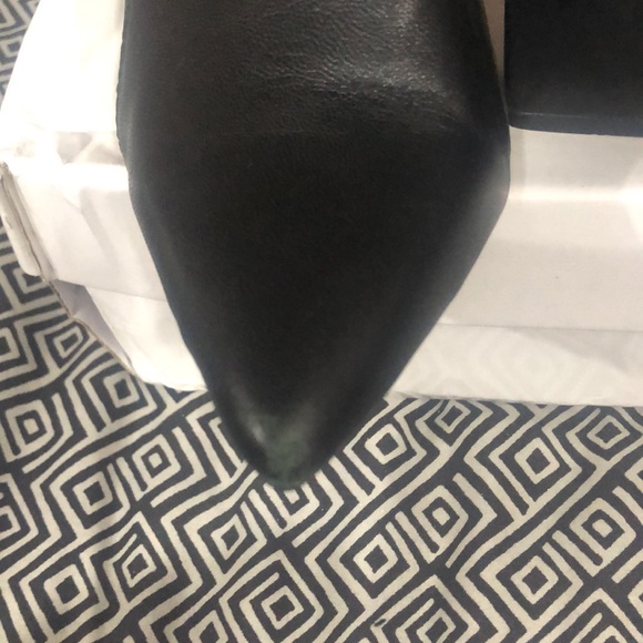 Jeffrey Campbell size 6 1/2 boots - Picture 6 of 7